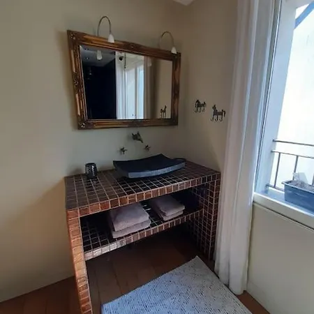 Bel T2 Atypique Apartment Etel